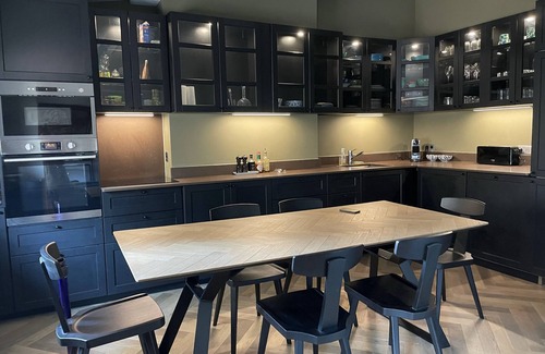 Couronne Urbaine Apartment | The Bell Tower Apartment