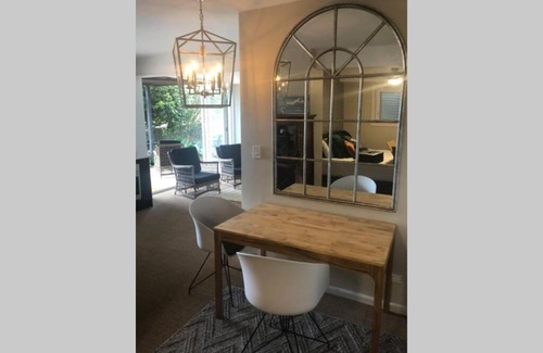 Killcare Heights Apartment | The Belle of Killcare- Private Luxury with Sea views - we are not the resort which is across the road