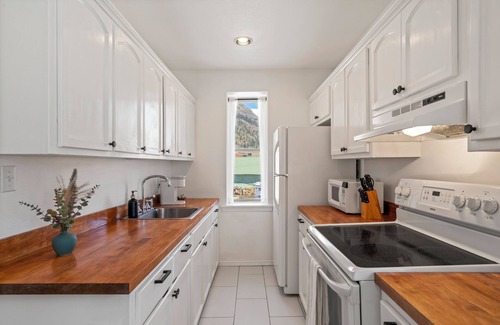 Silverton Hotel | The Bent Elbow Hotel