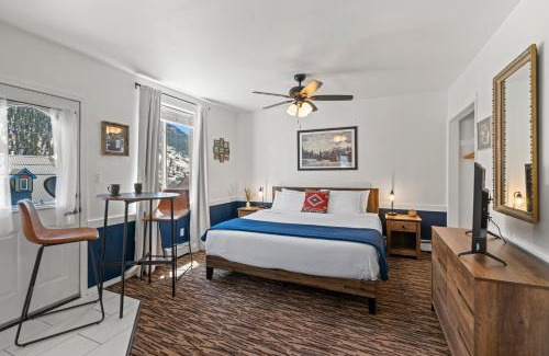Silverton Hotel | The Bent Elbow