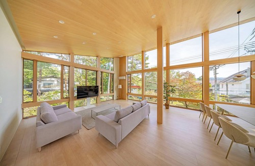 Echo Land House | The Bergamot Hakuba