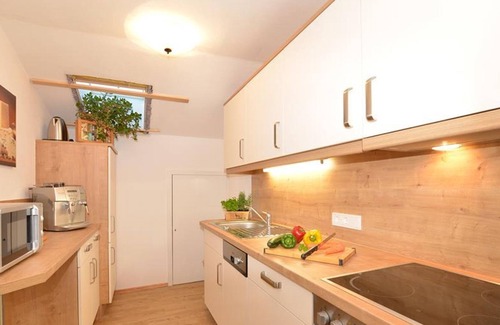 Riezlern Apartment | The Berghaus - Mayer Werner - apartment / apartment, shower & bath, toilet, 2 bedrooms