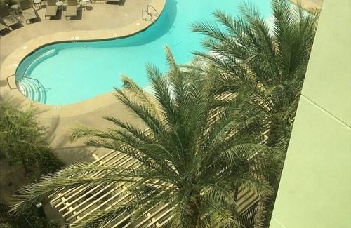 Spanish Lake Condo | The Berkley LasVegas mins. from the strip very close to the stadium-Condo A