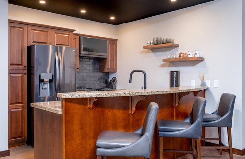 Rossland Condo | The best 2 bedroom on the Mountain