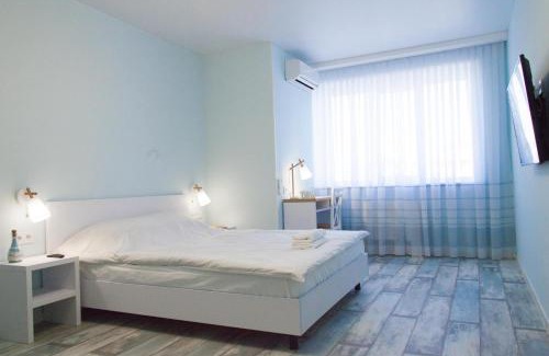 Solomjanskyj Apartment | The best apartment in Kiev Blue