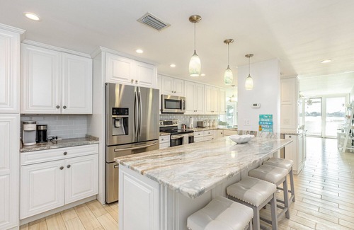 St. Petersburg Condo | The best of Isla Del Sol