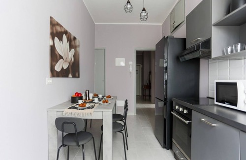Porta Tenaglia Apartment | The Best Rent - Spacious one-bedroom apartment in Moscova district