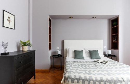 Porta Tenaglia Apartment | The Best Rent - Spacious one-bedroom apartment in Moscova district