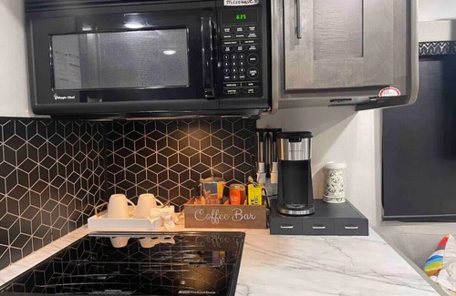Floral Park RV Rental | The Best Spacious RV in New York!