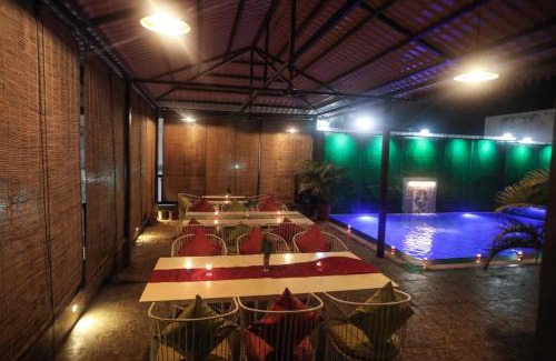 Gayariawas Hotel | The Bhagwat Grand at shastri circle Udaipur with swimming pool