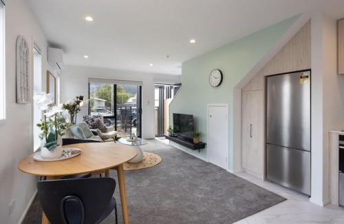 Lower Hutt House | The Biddle Hideaway