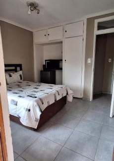 Greater Johannesburg Metropolitan Area House | The Big 5 - Rhino