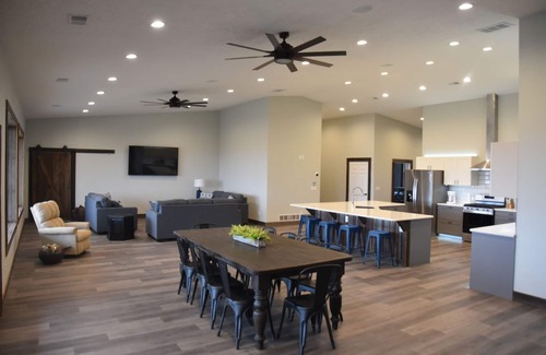 Brule House | The BIG Mac Shack - HOT TUB with Family, and Friends!