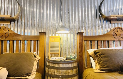 Amarillo Hotel | The Big Texan Motel