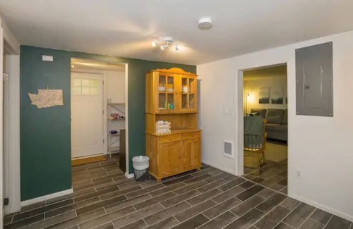 Hoodsport House | The Bigfoot Bungalow - Close to lakes and town!
