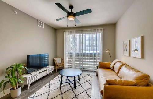 North Burnet Apartment | The Bindel The Domain 30 + Nights