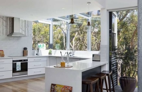 Hepburn Springs House | The Bird House ~ Hepburn Springs/Daylesford