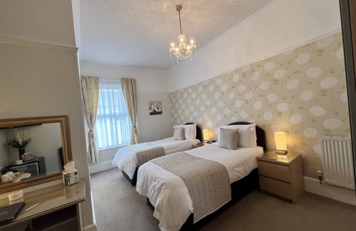 Shanklin House | The Birkdale Guest House