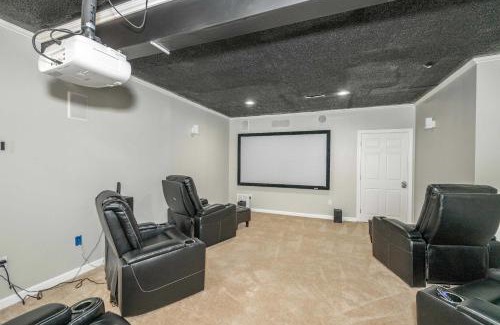 West Chester House | The Bishops Manor Stay for 10