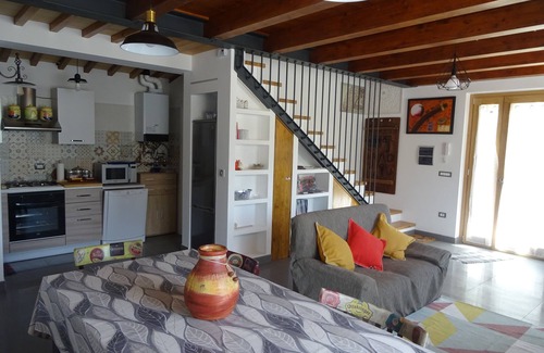 Contigliano House | The blacksmith's workshop short rent