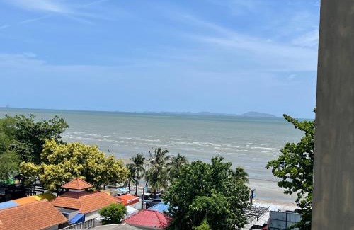 Saen Suk Apartment | The Blu X bangsaen miracle seaview High floor