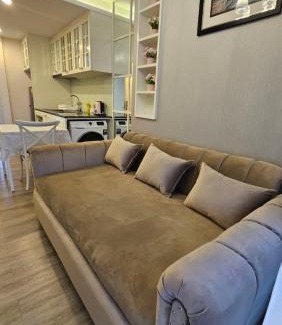 Saen Suk Apartment | The Blu X Seaview F6 R156