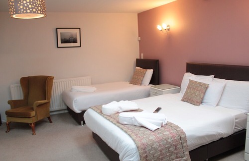 Temple Grafton Hotel | The Blue Boar