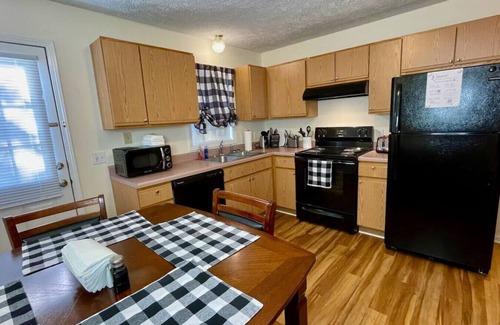 Sylva Apartment | The Blue Door at Sylva Home Base Apartments