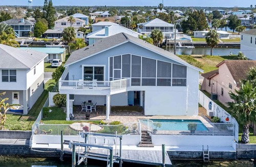 Spring Hill House | The Blue Heron- Waterfront-Gulf Access-Dock-Pool-Kayaks