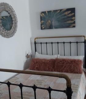Castello d'Empuries Apartment | THE BLUE HOUSE OF COSTA BRAVA Leni's attic