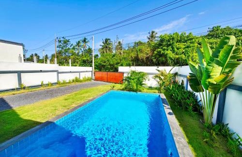 Na Thon House | The Blue House Lipa Noi