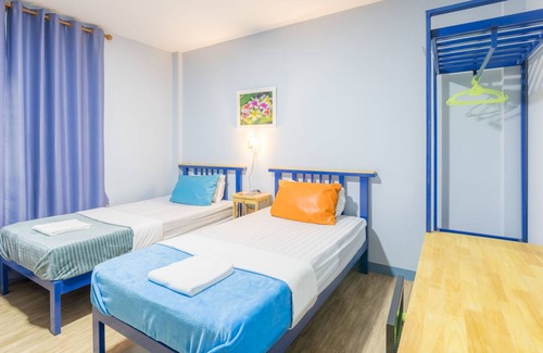 Khu Khot Hotel | The Blue Place Don Muang