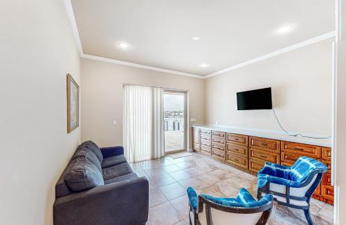 Port Isabel House | The Blue Seahorse