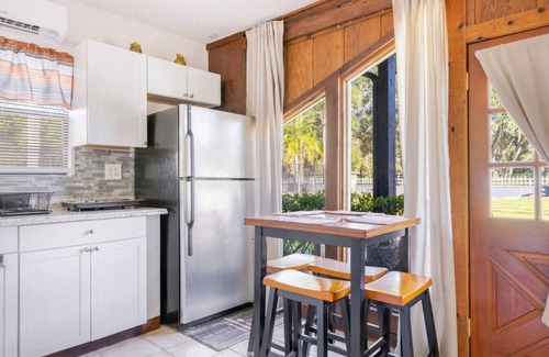 Dover House | The Blue Star Private and cozy
