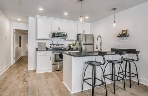 Central Oklahoma City House | The Blue Vinyl - Elegantly Revived Historic Spot