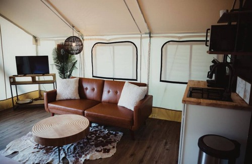 Cadiz RV Rental | The Bluff, Luxury Safari Tent