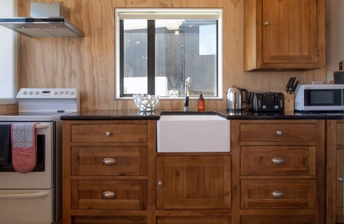 Oakura House | THE BOAT HOUSE ON DIXON