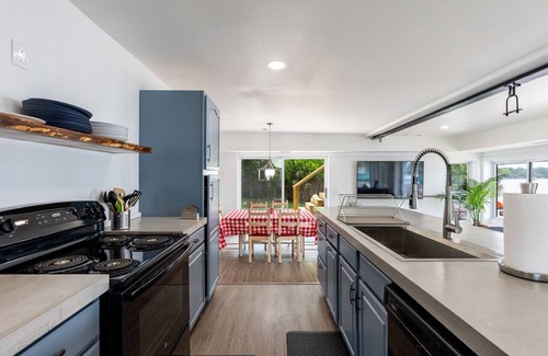 Sand Creek House | The Boathouse at Evans Lake
