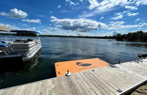 Sand Creek House | The Boathouse at Evans Lake