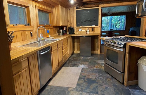 La Pointe House | The Boathouse Lodge on Madeline Island