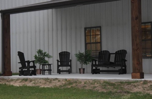 Negreet House | The BooneDocks Lodge in Toledo Bend. Come Experience spacious living.