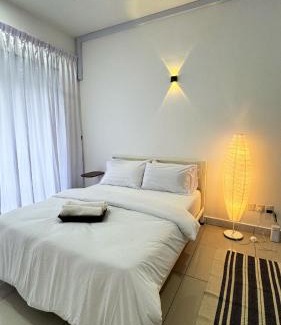 Penampang Apartment | The Borneo Suite - Group of 5 - 8 pax