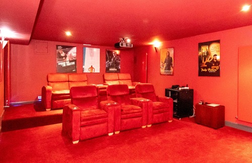 Murthly Apartment | The Bothy at Easter Bendochy Perthshire - sleeps 2 guests in 1 bedroom