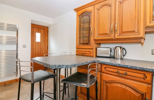 Peterhead Cottage | THE BOTHY, pet friendly, with a garden in Hatton, Aberdeenshire