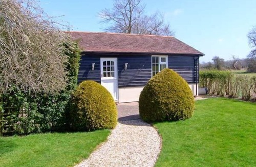 New Forest District Cottage | THE BOTHY, with open fire in Boldre