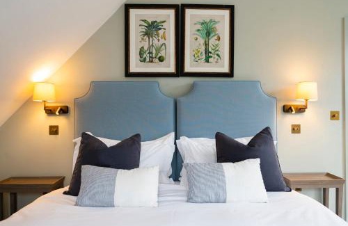Henley Bed & Breakfast | The Bottle & Glass Inn - Deluxe Room - Room 3