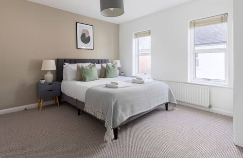 Plaistow and Sundridge Apartment | The Bromley Collection