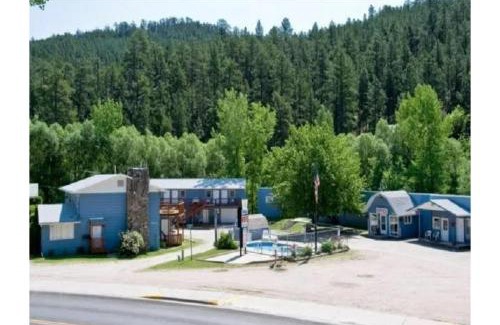 Keystone Hotel | The Brookside Motel by Belvilla Keystone Near Mt Rushmore
