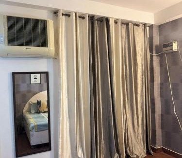 Malviya Nagar House | The Budget Room- With Washroom & Kitchenette