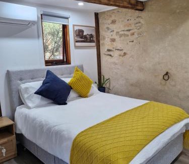 Mintaro Apartment | The Bullock & Bridle Retreat at 58
